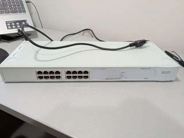 Switch Baseline 3com 2016 3c16470b 16 Ports P/ Escritorio - Foto 3