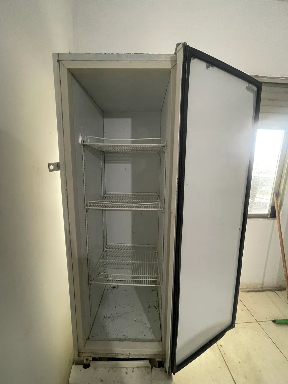 Frizer vertical 220 - Foto 2