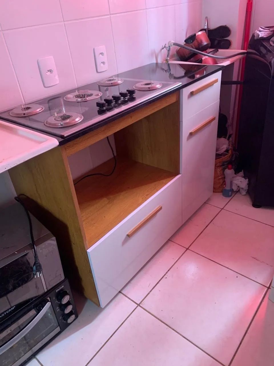 Balcão para espaço pra Cooktop 