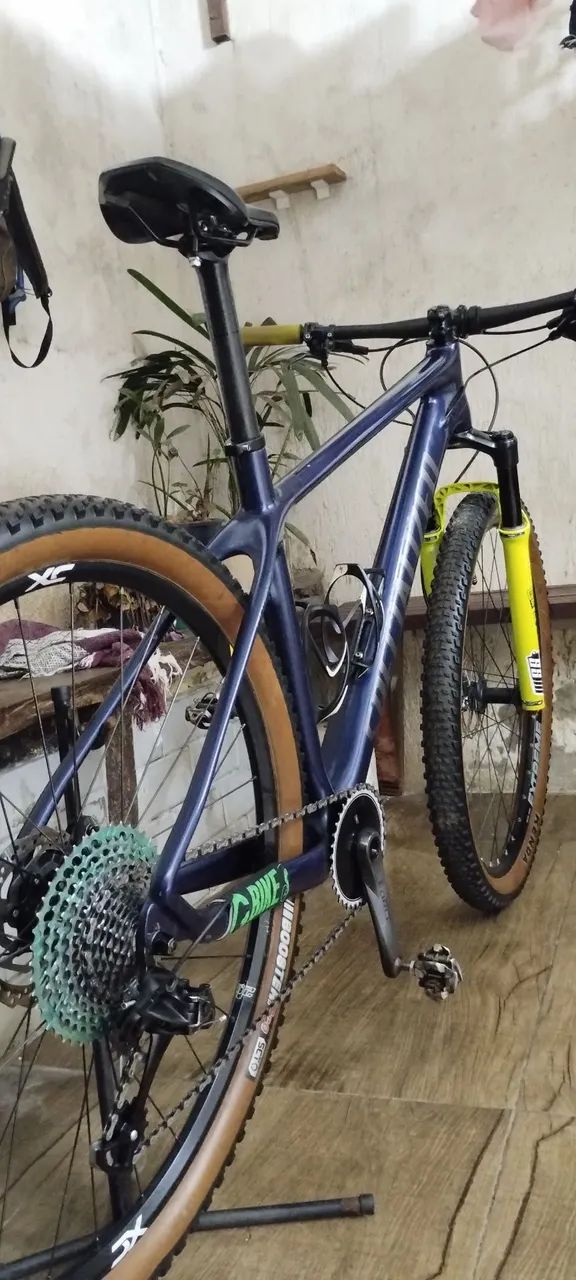 Bicicleta Carbono aro 29  - Foto 2