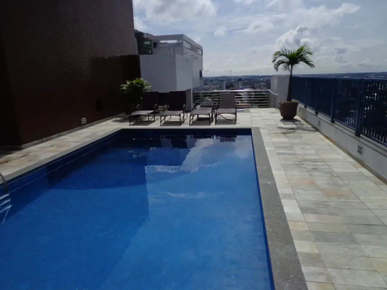 FLAT ADRIANOPOLIS MOBILIADO - 4.500,00