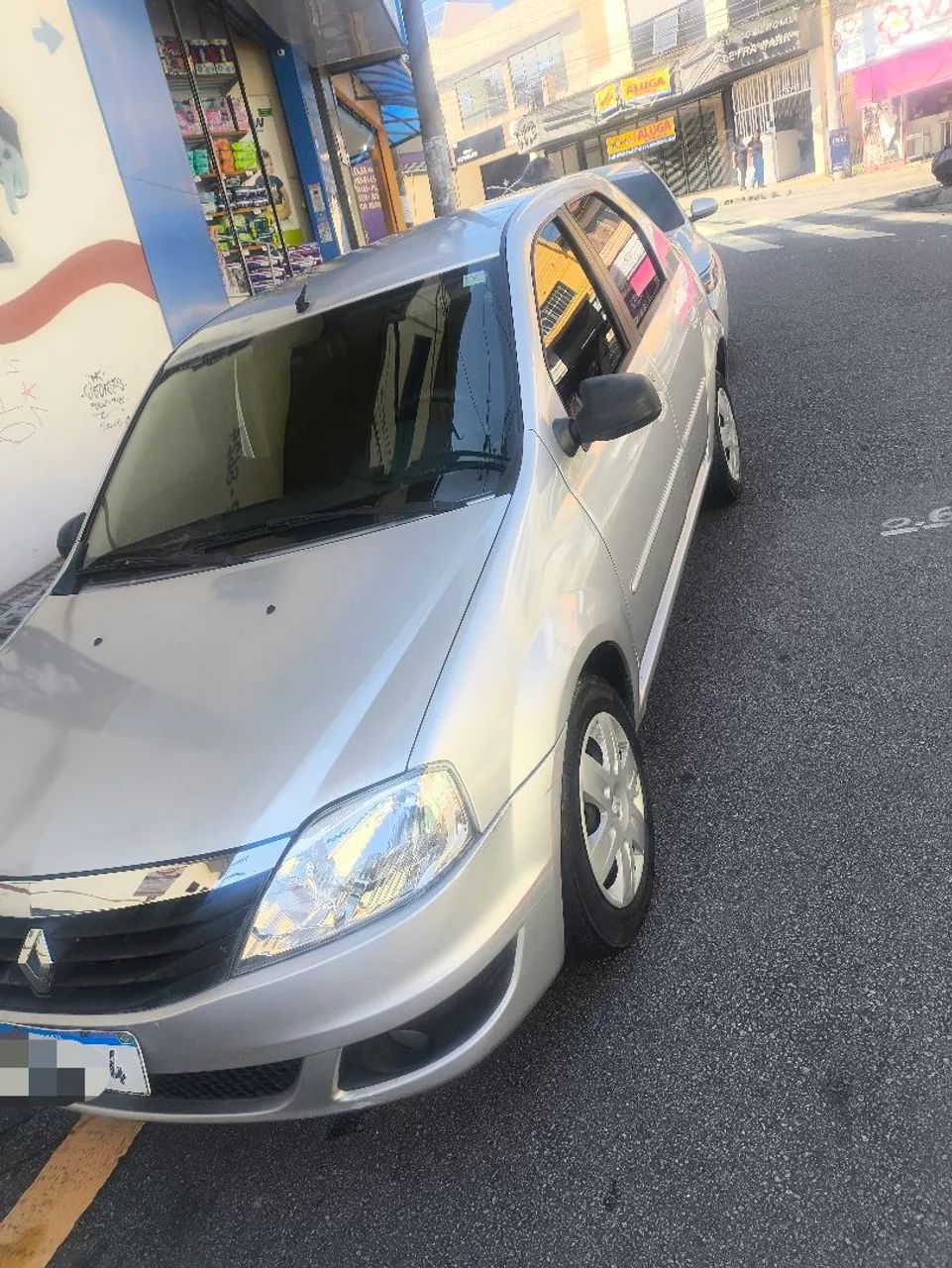 Renault Logan Expression Hi-flex 1.6 8V 4P 2011 - Foto 3