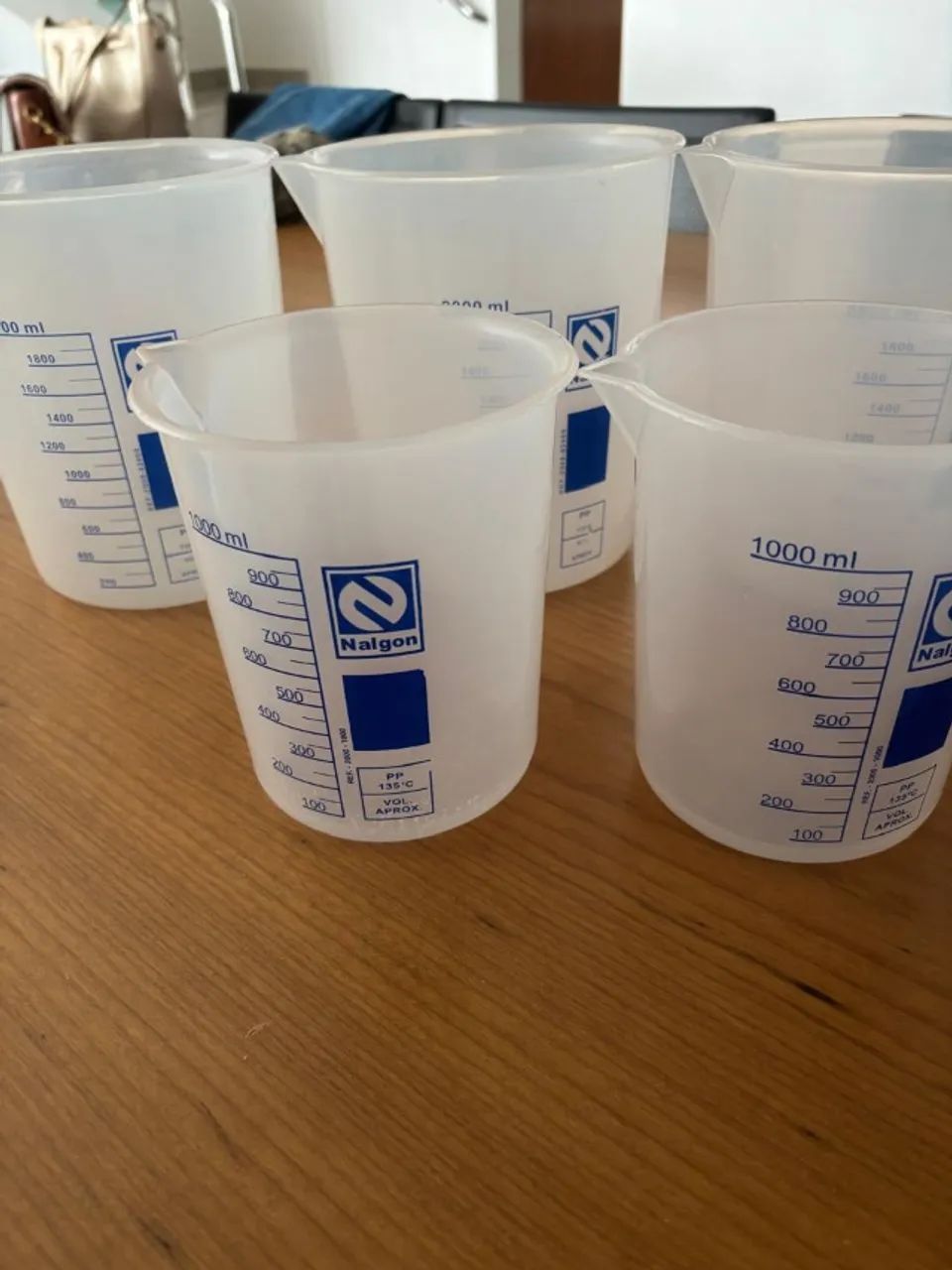 Kit de laboratório com Béckeres de Plástico variados  - Foto 4