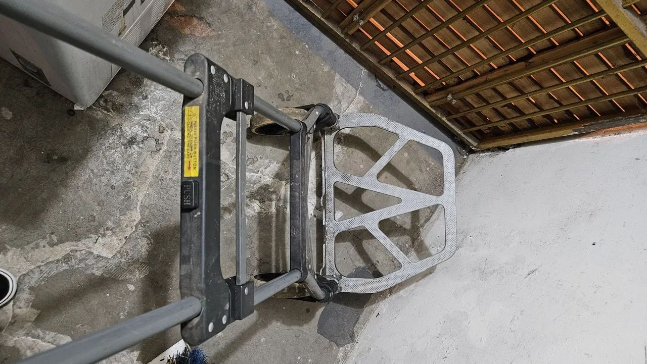 Carrinho de mão dobrável 75kg - Foto 5