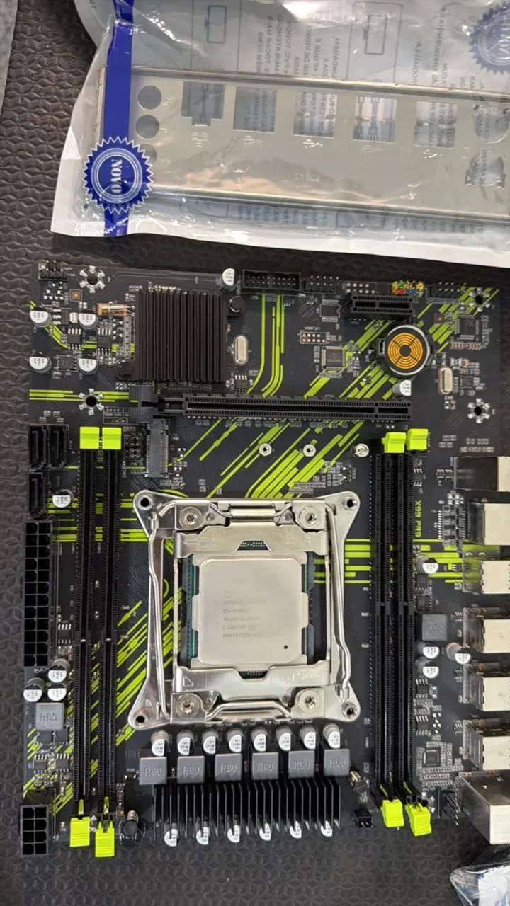 Kit xeon e5 2680 v4 + x99