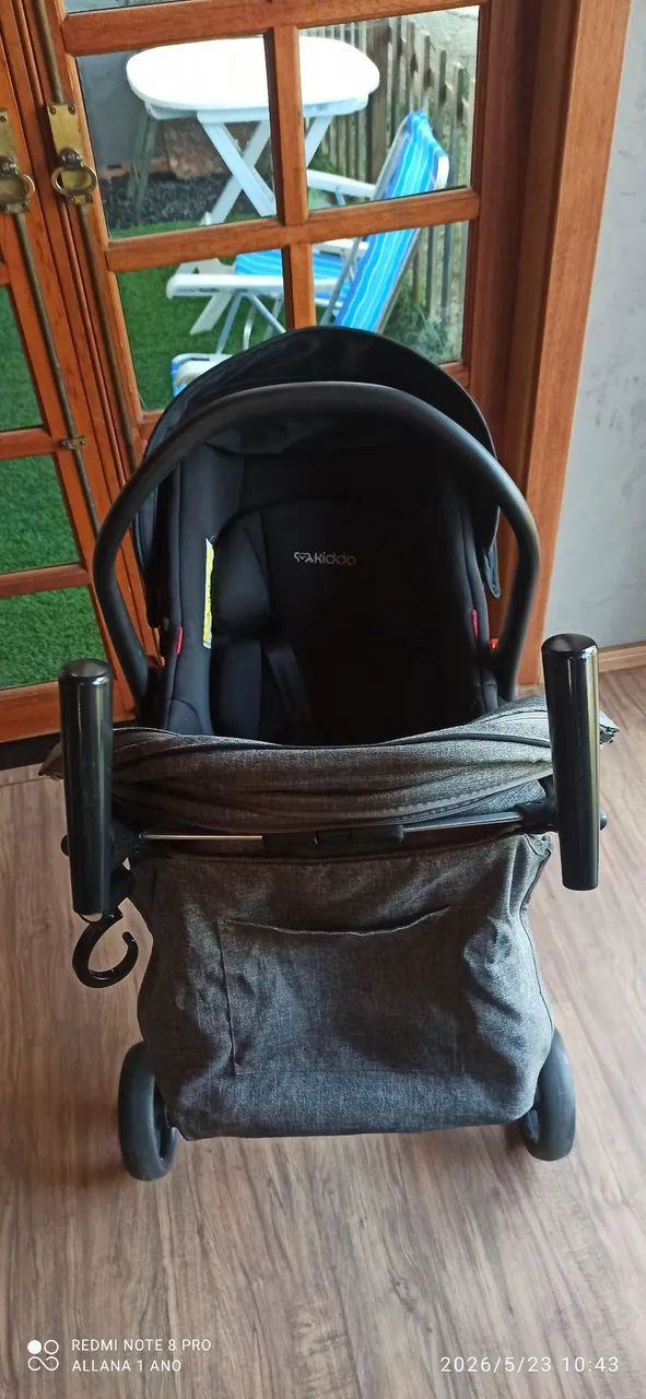 Carrinho de bebê Kiddo compacto + bebê conforto  - Foto 5