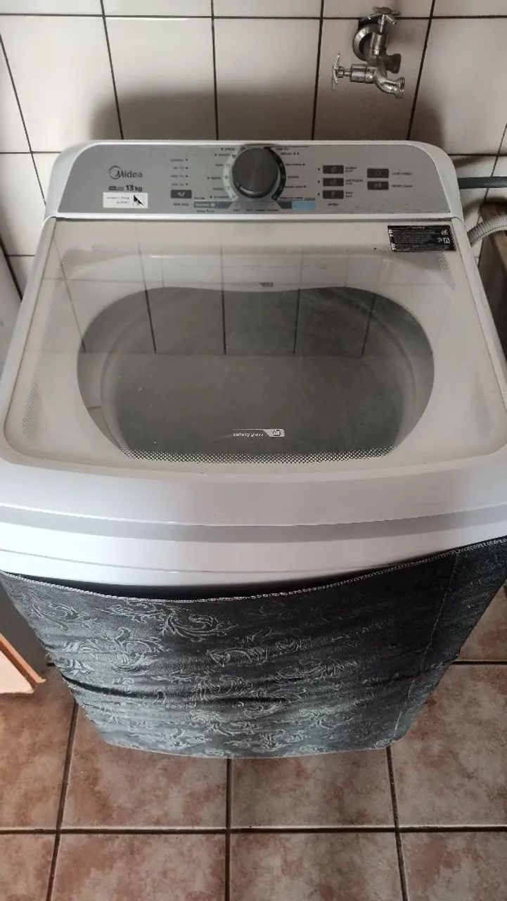 Máquina de lavar Midea 
