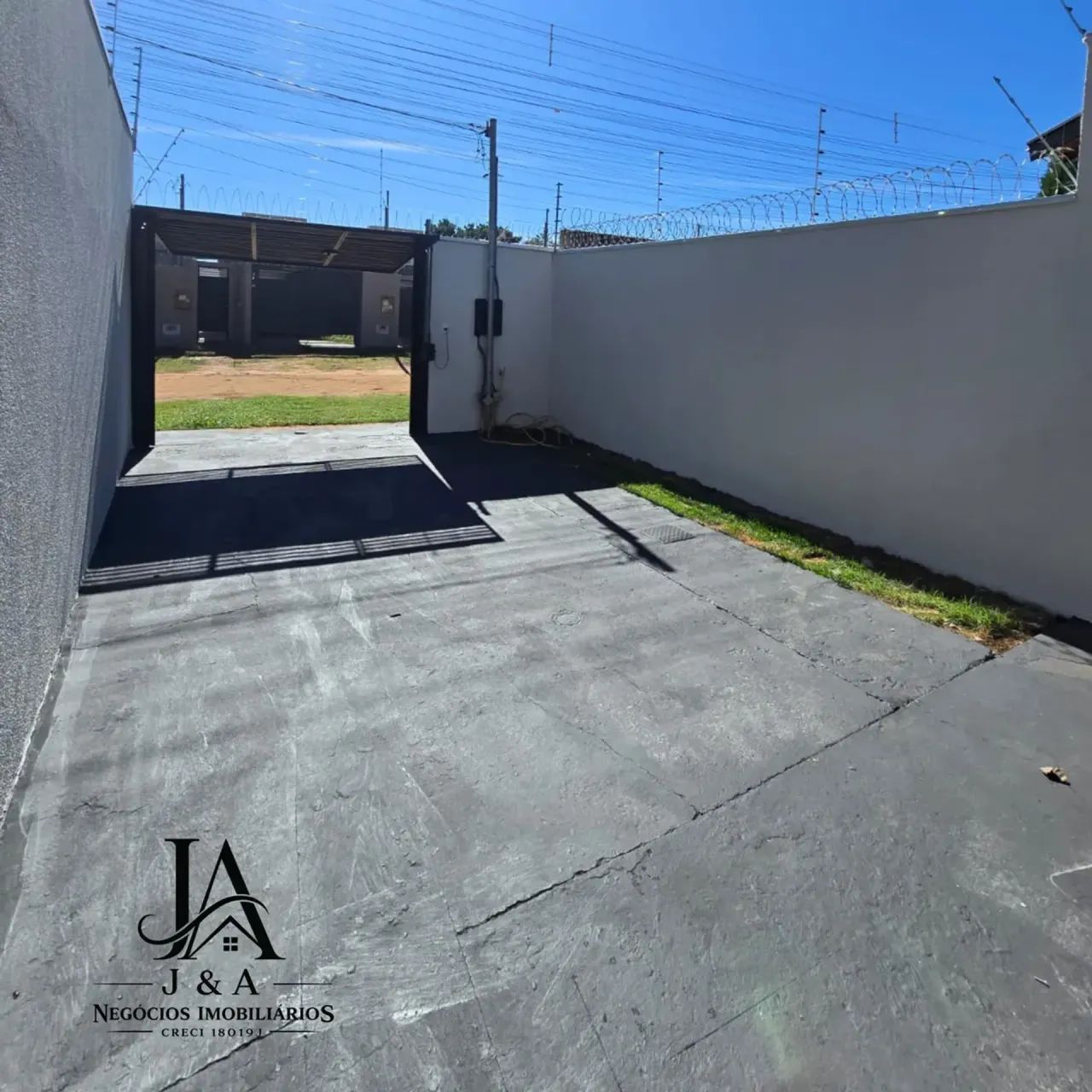 Casa reformada á venda com 2 quartos no bairro Nova Campo Grande - Foto 2