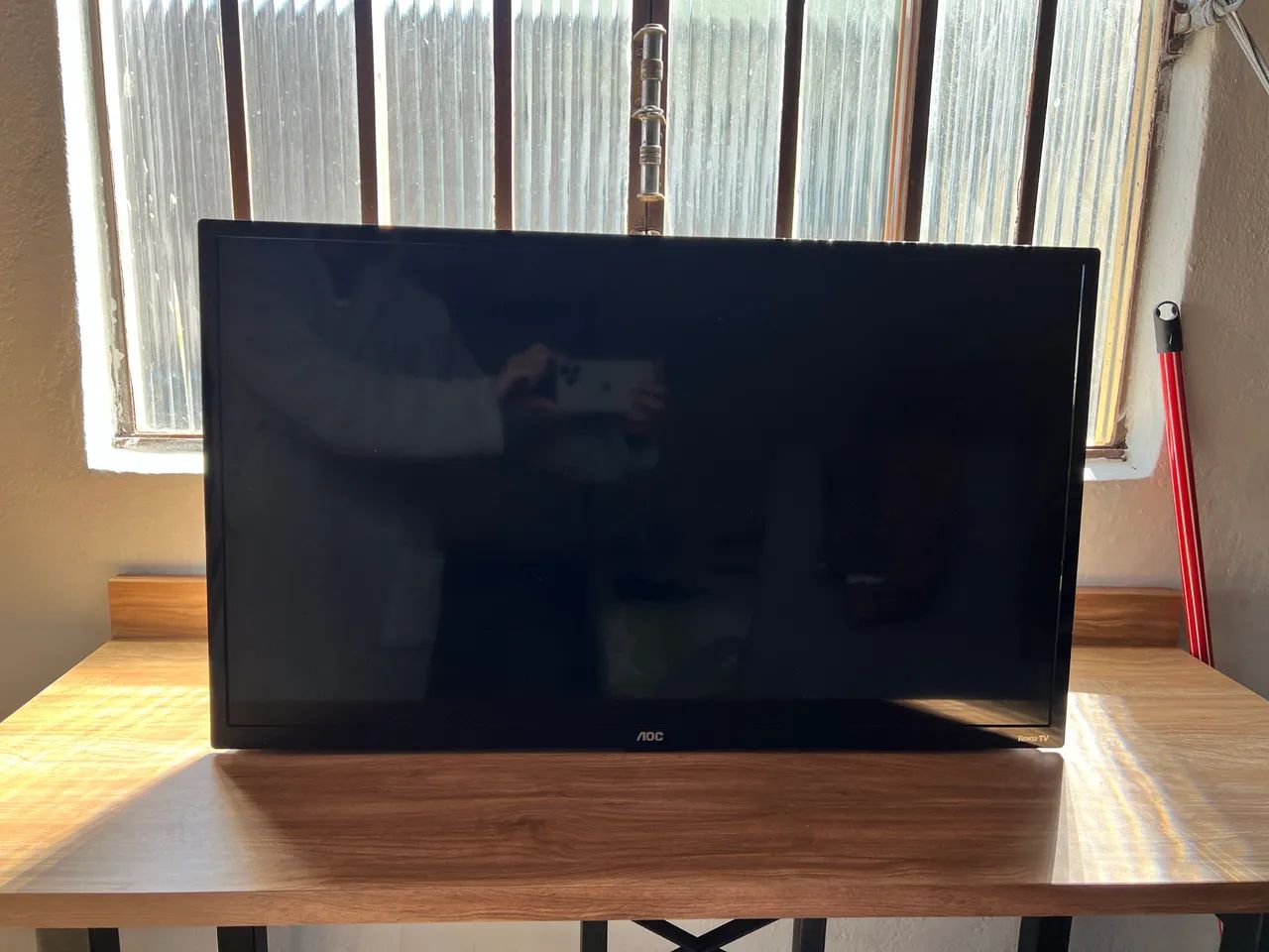 Smart TV LED 32" Roku AOC 32S5195/78G Bivolt - Foto 4
