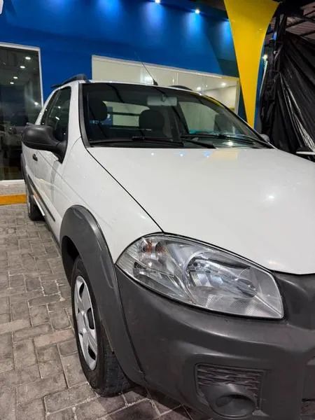 Fiat Strada Working 1.4 MPI Fire Flex 8V CE 2014 - Foto 4