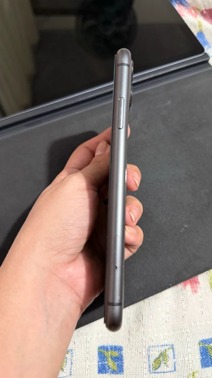 iPhone 11 64G - Foto 2