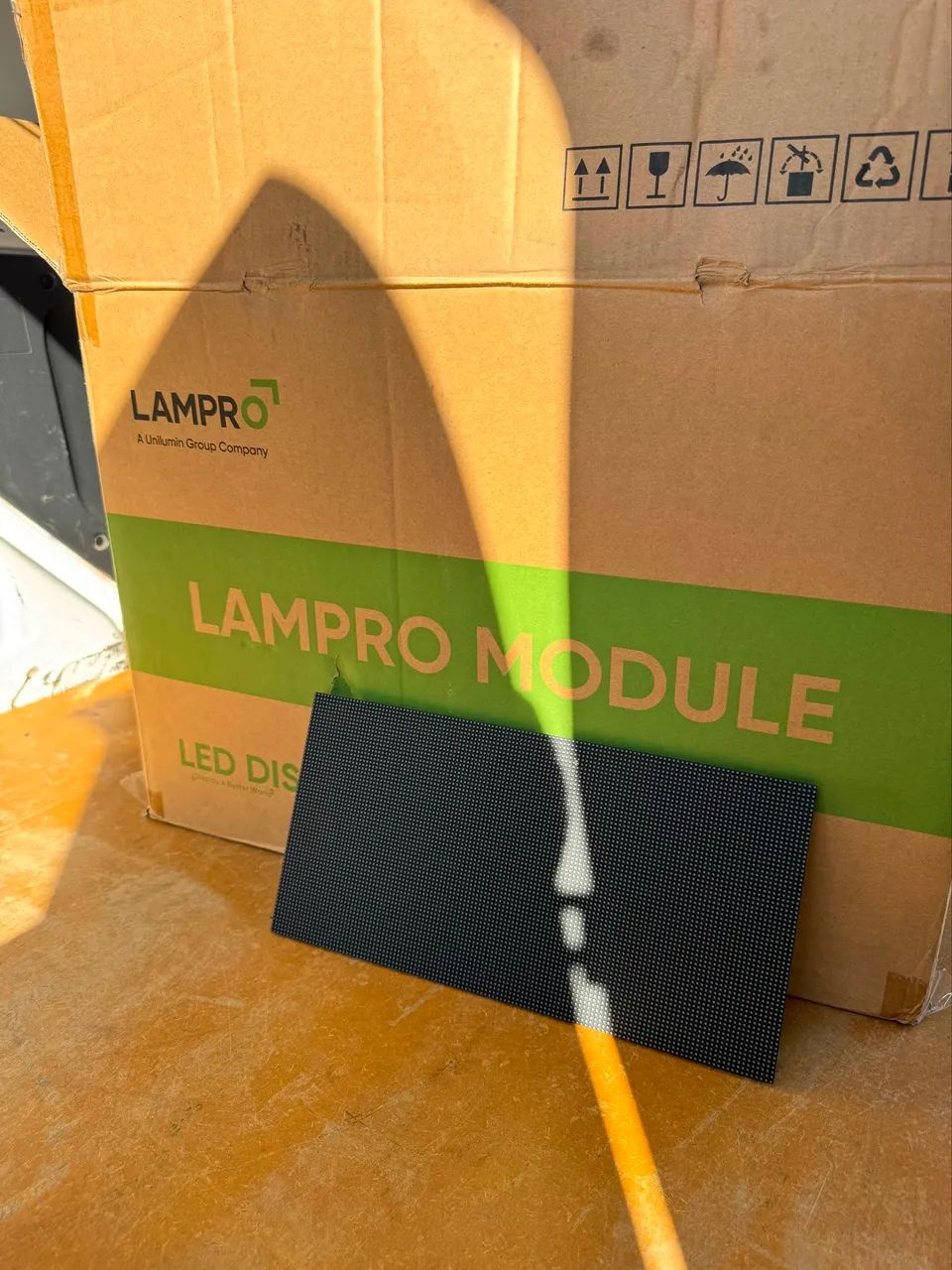 88 painéis de led lampro