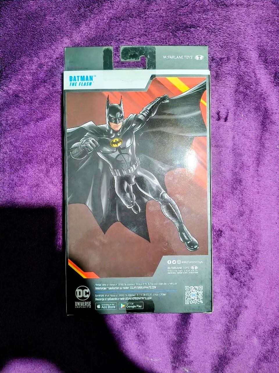 Batman Michael Keaton The Flash DC Multiverse McFarlane Toys - Foto 2