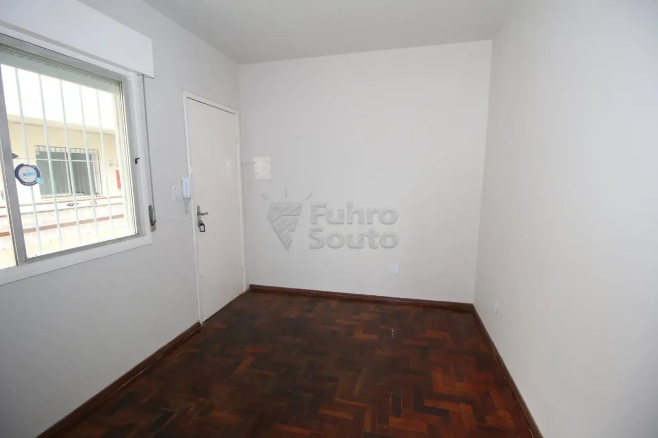 Excelente Oportunidade! Apartamento Padrão com 2 dormitórios - Foto 2