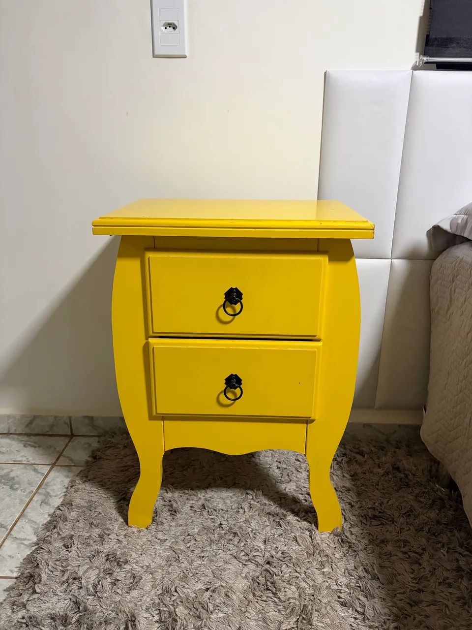 mesa de cabeceira 