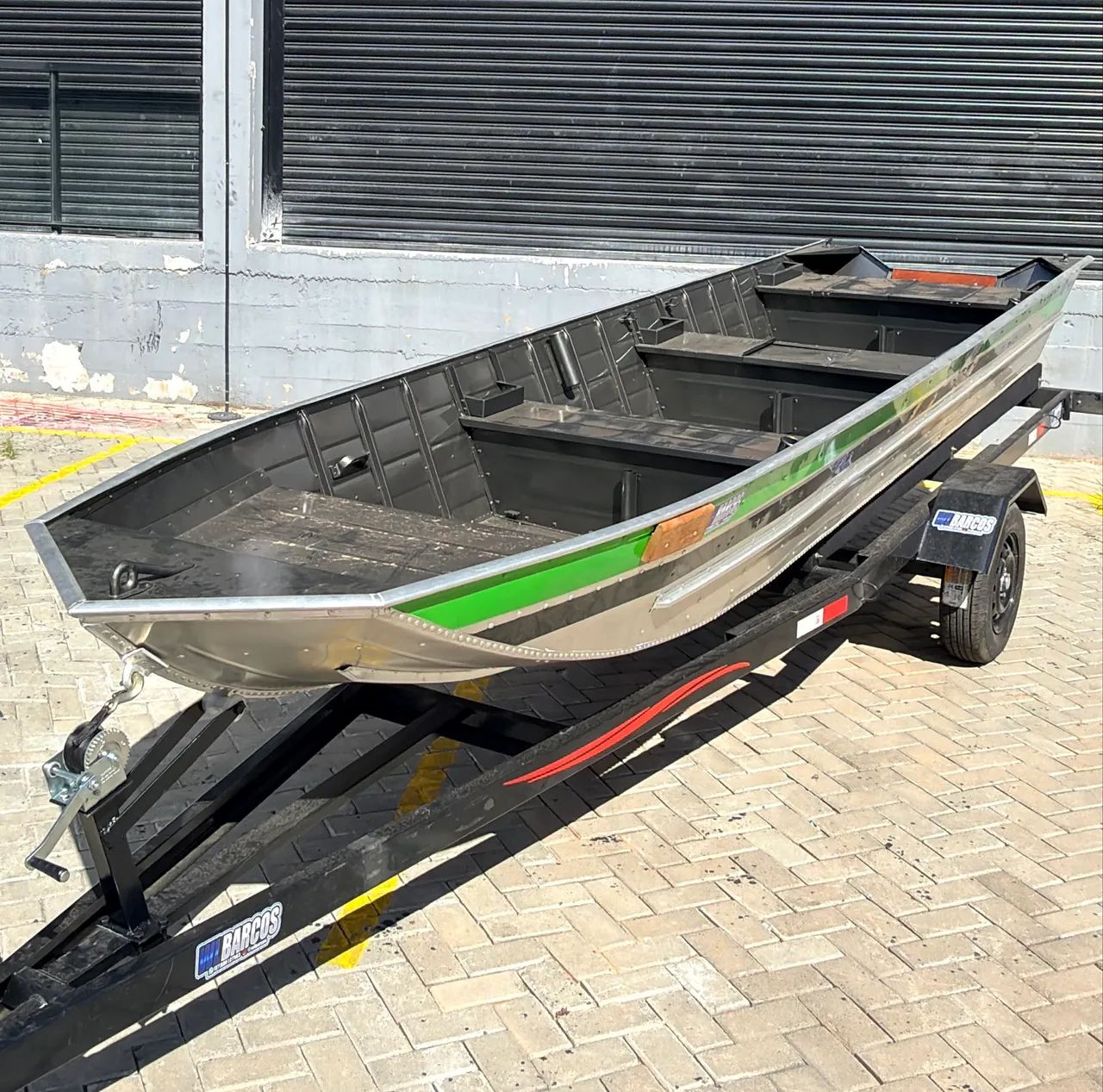 BOTE PARA PESCA