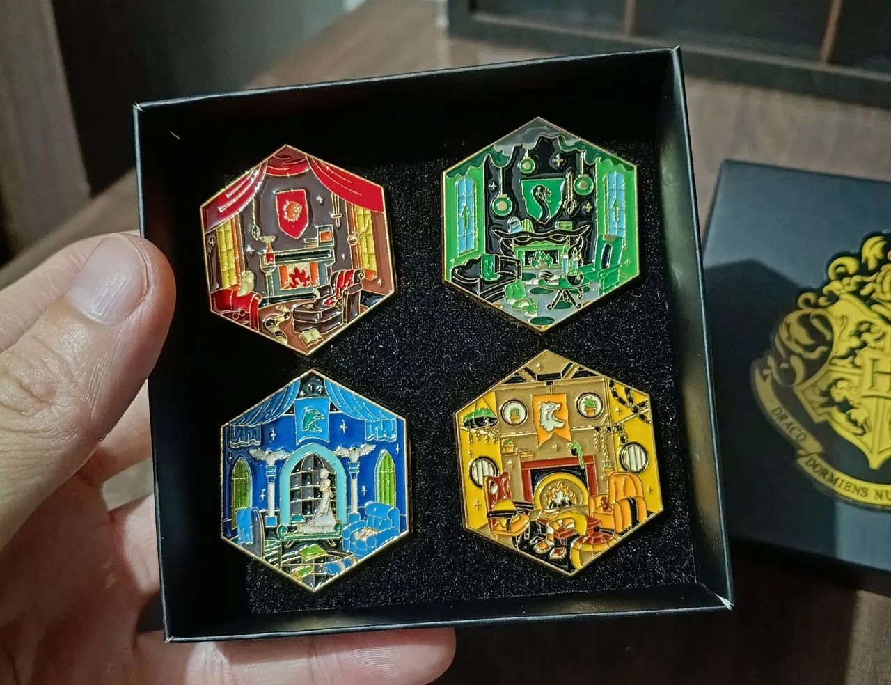 Pins Harry Potter - Casas de Hogwarts  - Foto 2