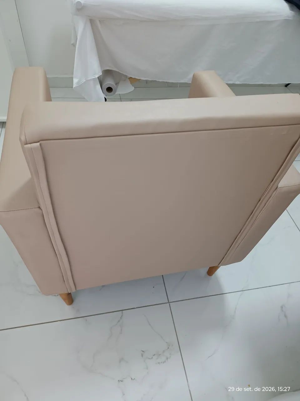 Vendo poltronas rosé  - Foto 2