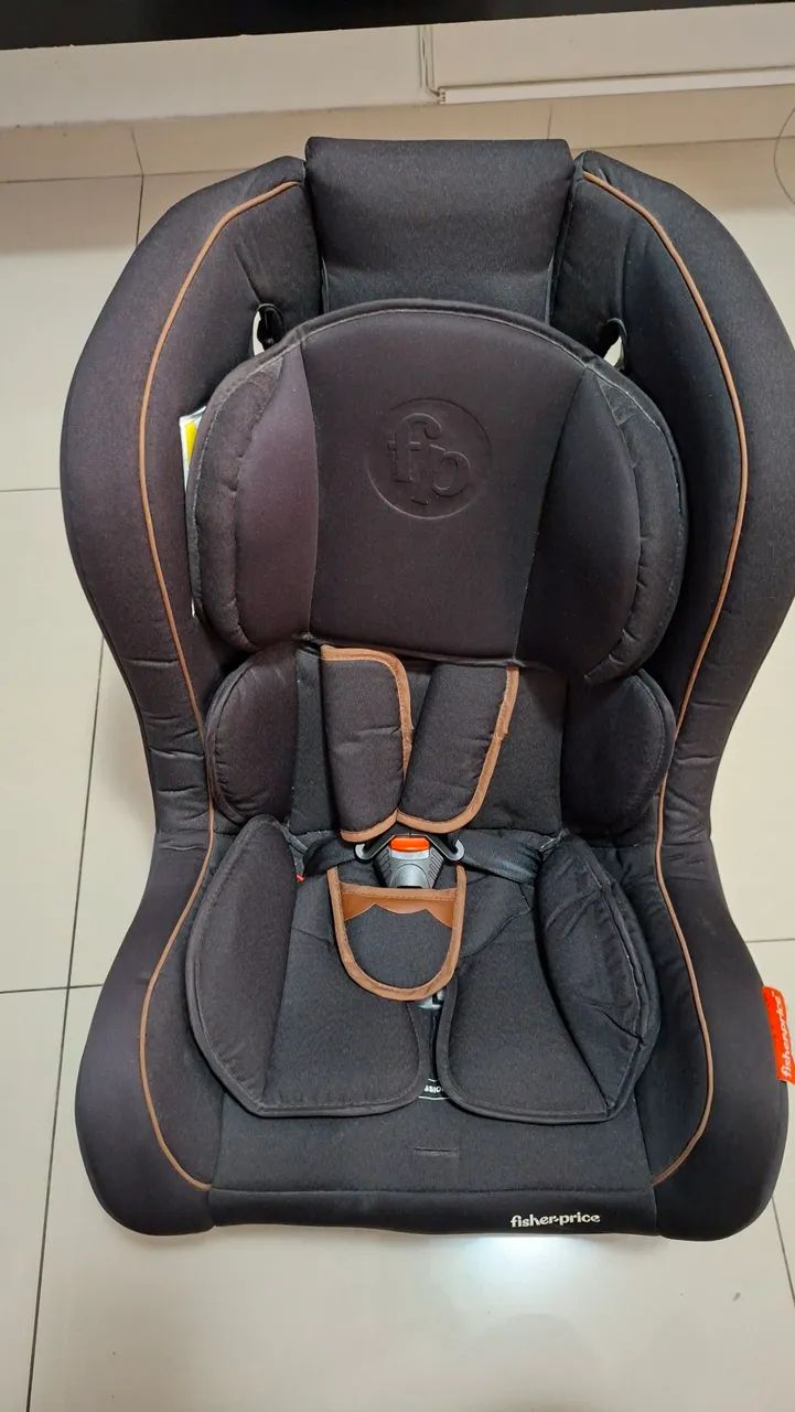 Cadeirinha de carro infantil 