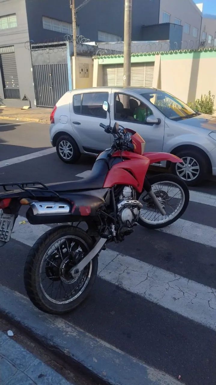 Vendo Lander 250 documento em dia aceito proposta