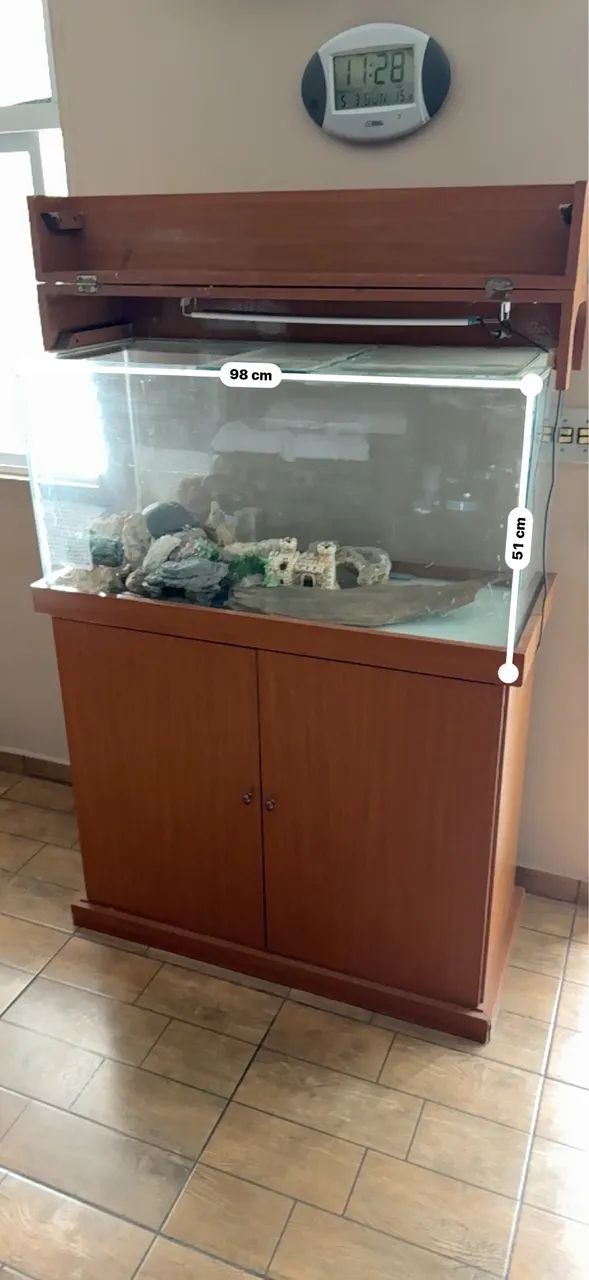 Aquário 100 l com com móvel e acessórios inclusos - Foto 3