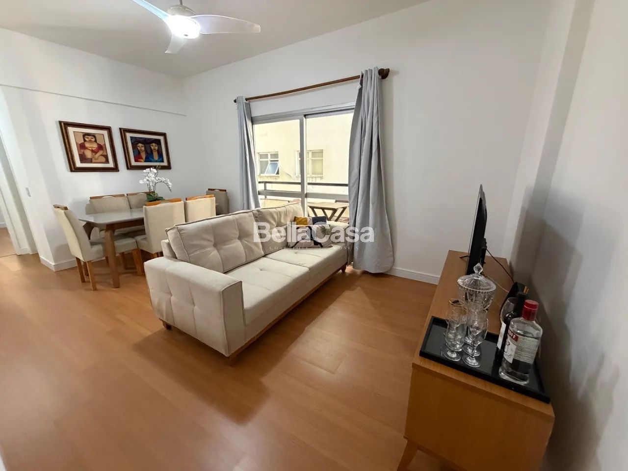 Apartamento a venda no Centro de Guarapari