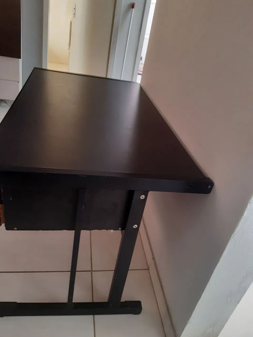 Mesa grande escritório preta - Foto 4