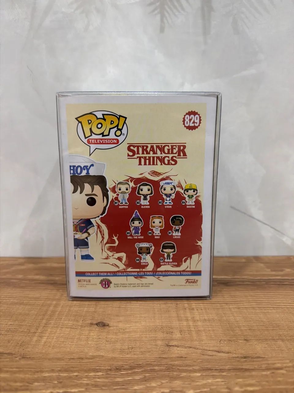 Funko Pop Steve Stranger Things 829 Exclusivo - Foto 2