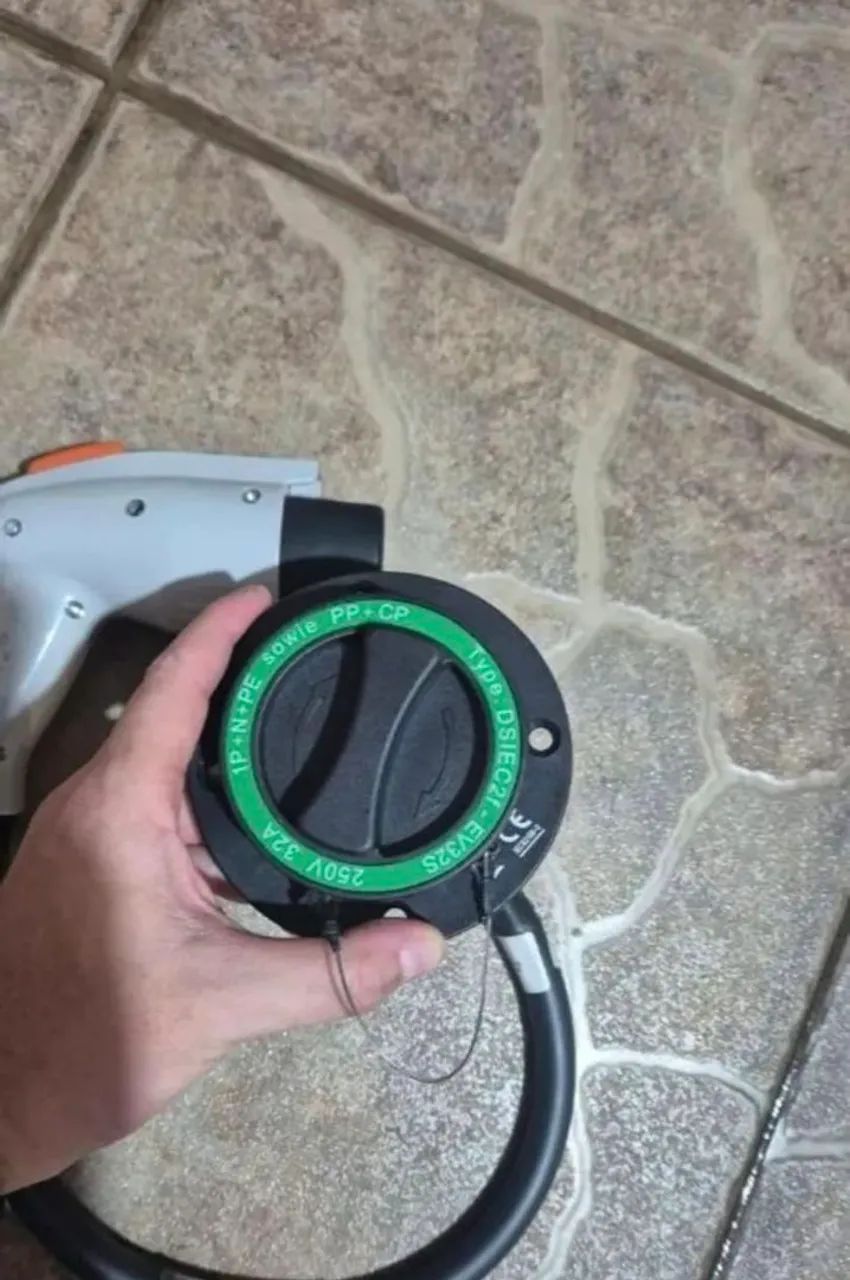 Adaptador original JAC js1  - Foto 2