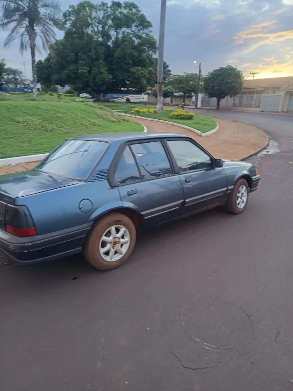 Chevrolet Monza Classic SE 2.0 /mpfi E EFI 2P E 4P 1992