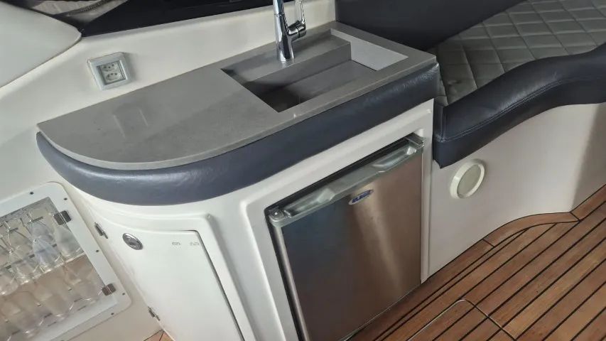 Thetys 310 - Embarcação com Gerador e Ar Condicionado - Foto 5