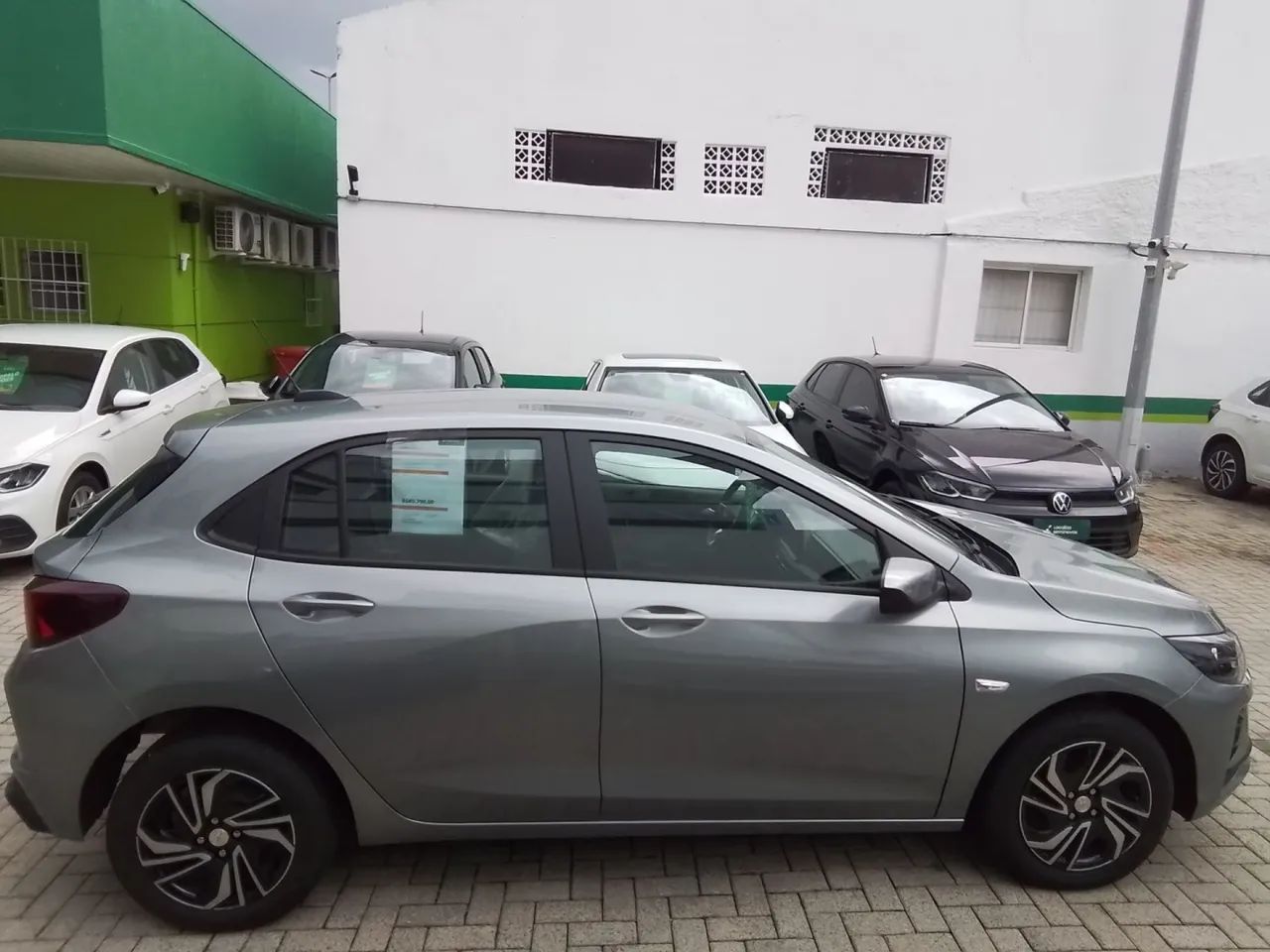 Chevrolet Onix Hatch 1.0 12V Flex Mec. 4P 2026 - Foto 3