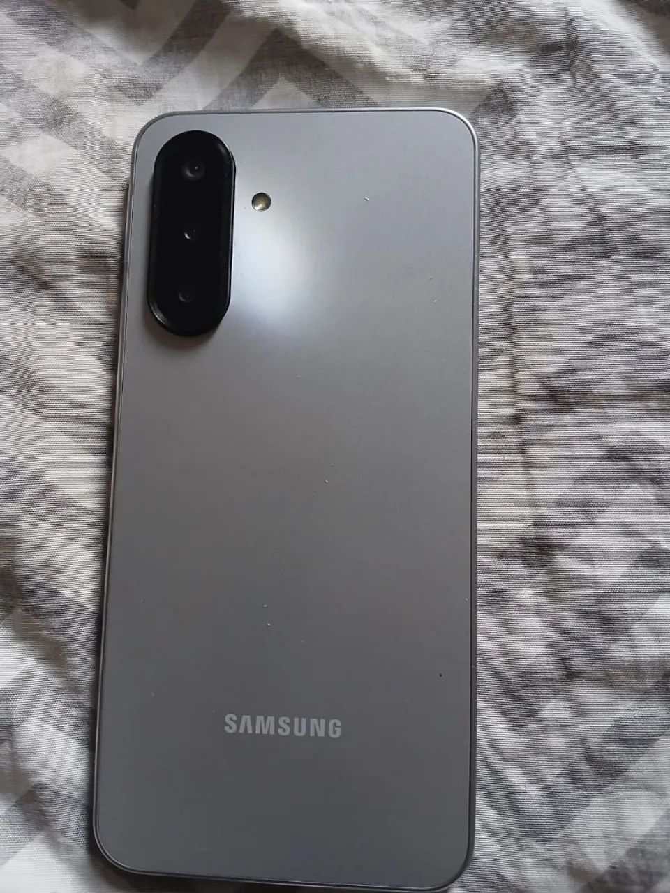 Galaxy a17 356 gb - Foto 4