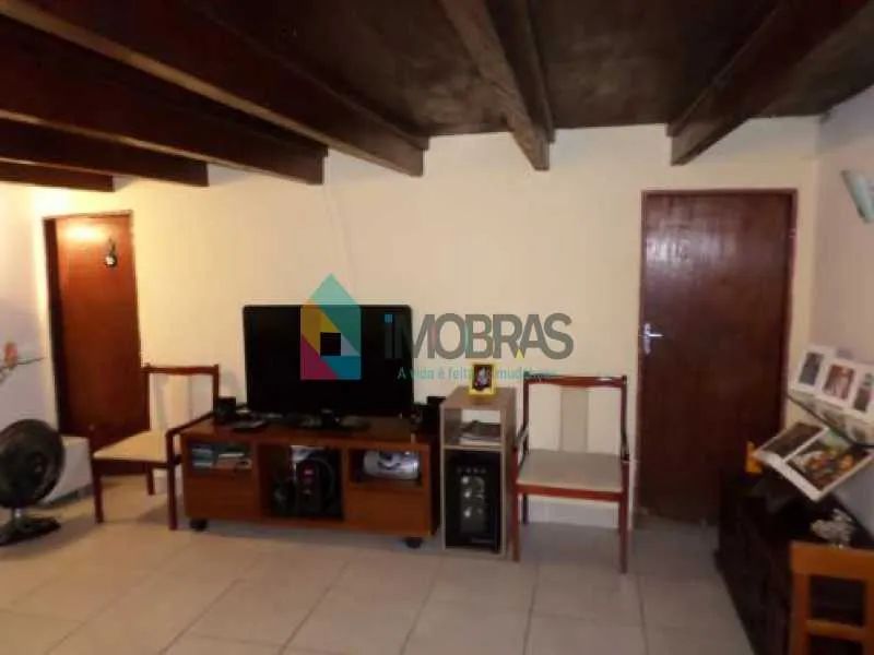 BOTAFOGO!!! CASA DUPLEX COM 3 VAGAS!!! - Foto 2
