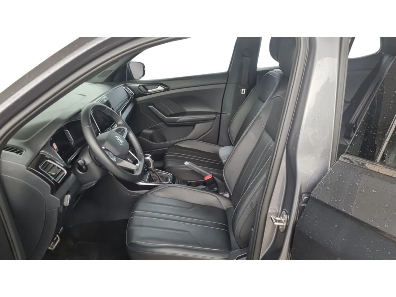 Volkswagen T-Cross Highline 1.4 TSI Flex 16V 5P AUT, foto 11 de 17