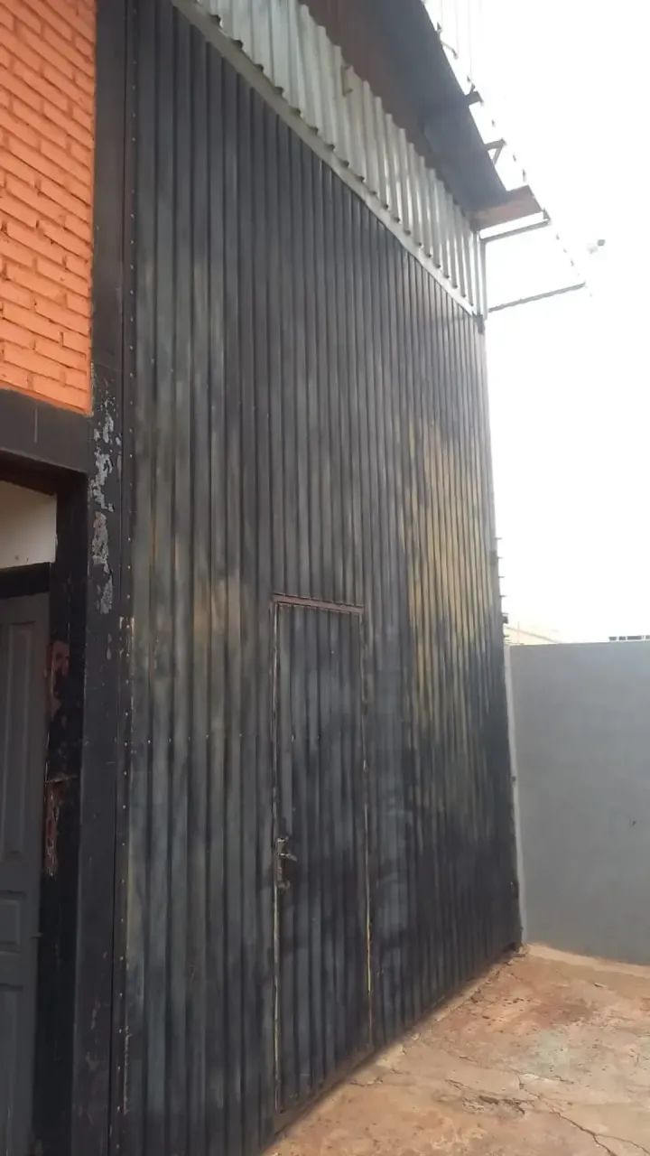 Cód. 252 - BARRACÃO PARA LOCAÇÃO  300 m² DE ÁREA COBERTA - Foto 2