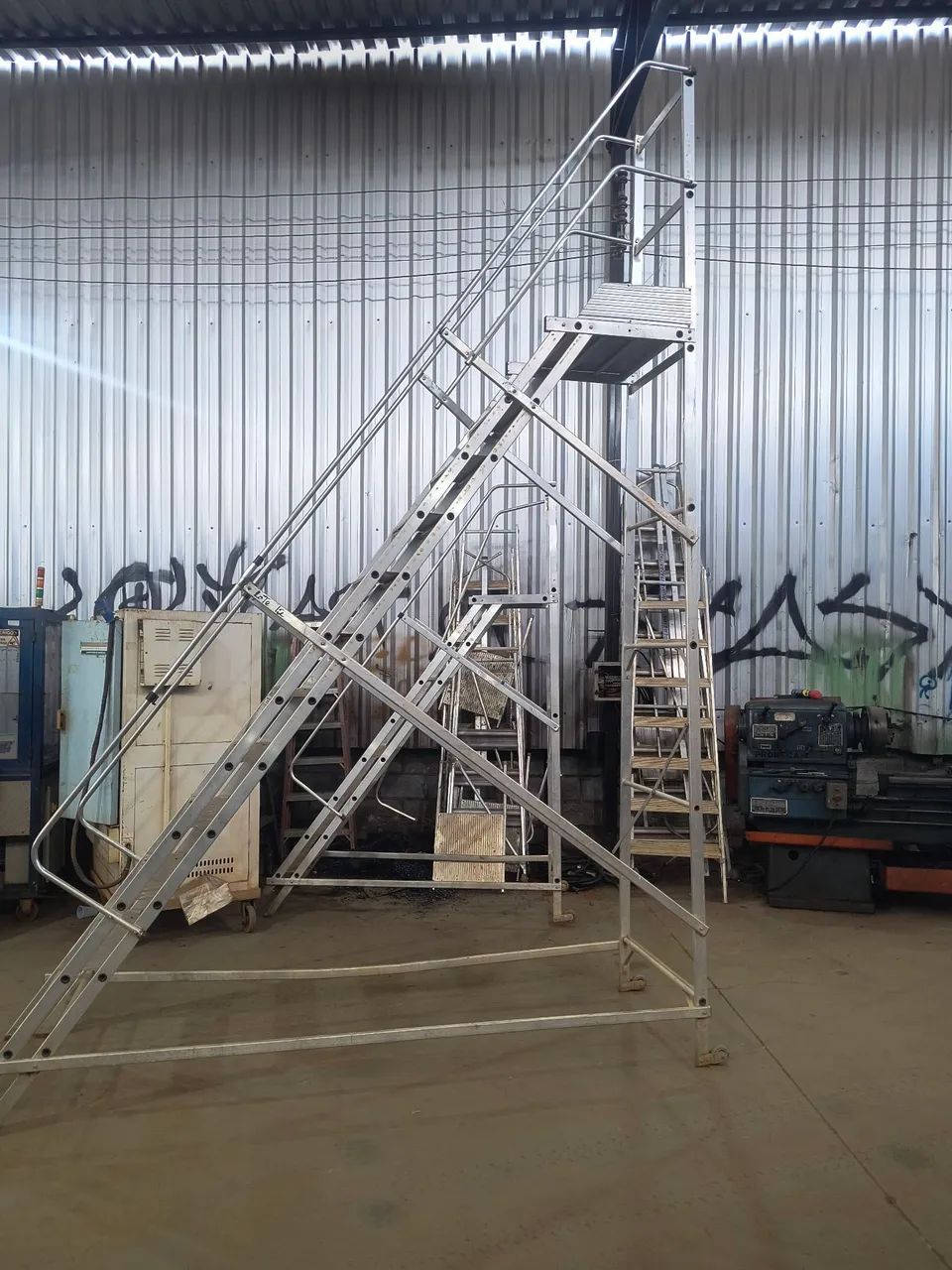 escadas de alumínio  - Foto 2