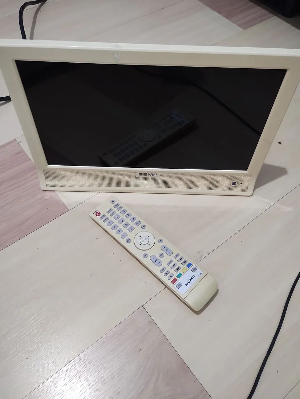 TV LCD Semp 14 