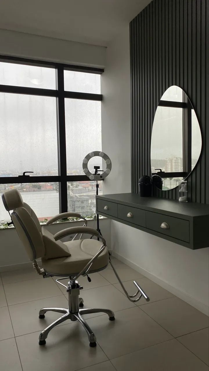 Cadeira maquiadora/designer/ estética  - Foto 2