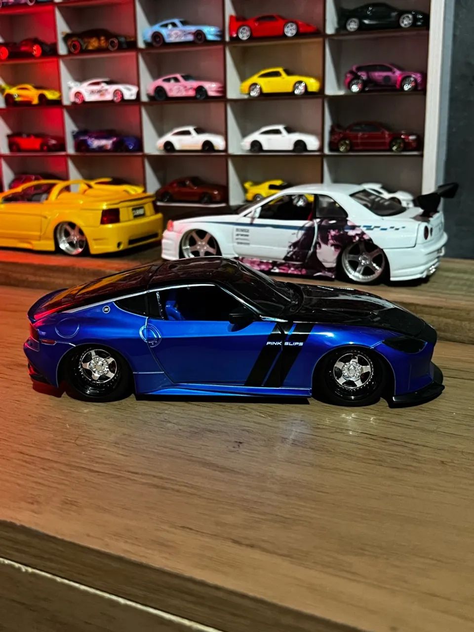 Nissan Z 1/24 Jada Toys Miniatura - Hobbies e coleções - Jardim