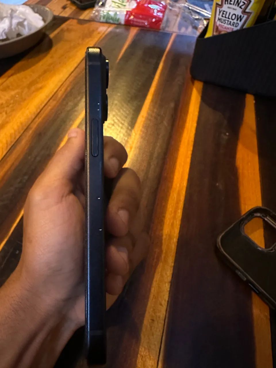 iphone 15 caixa e nota fiscal nunca aberto  - Foto 3