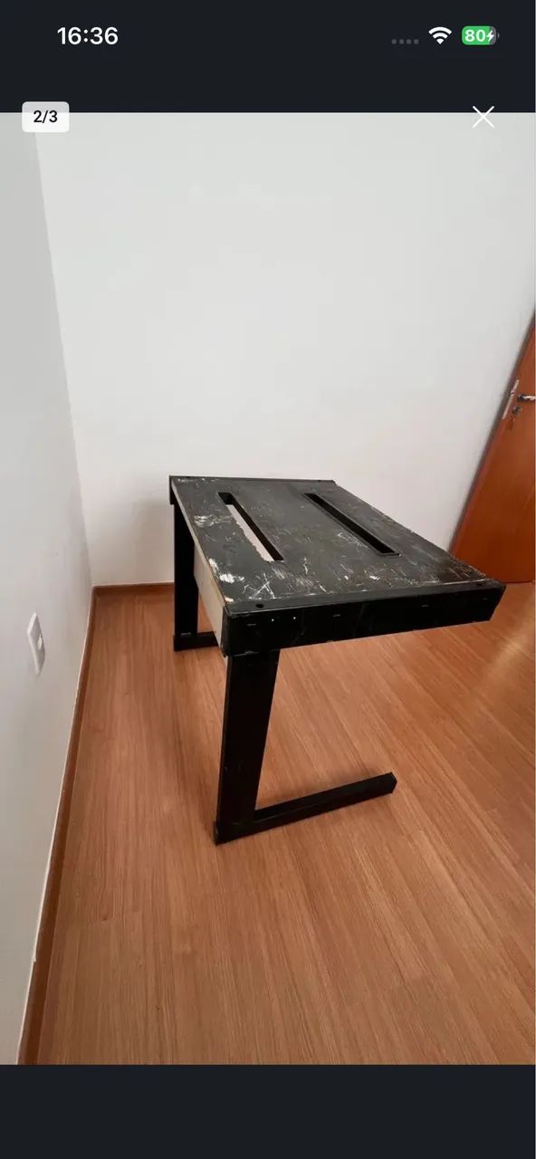 Mesa de estudos  - Foto 2