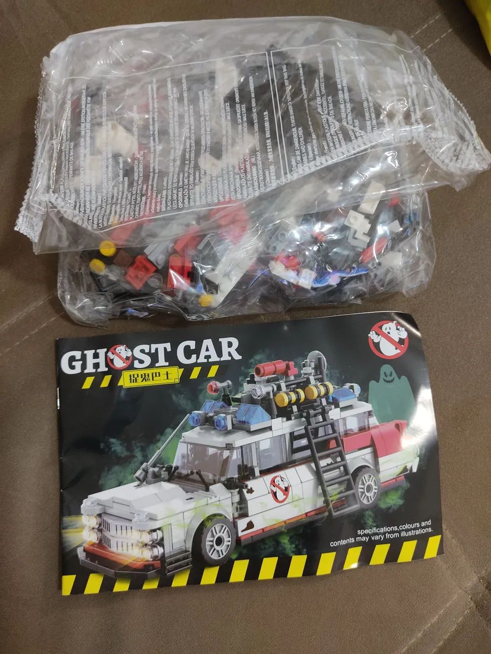 Ecto-1 Ghostbusters Ghost Car 562 peças de montar  - Foto 5