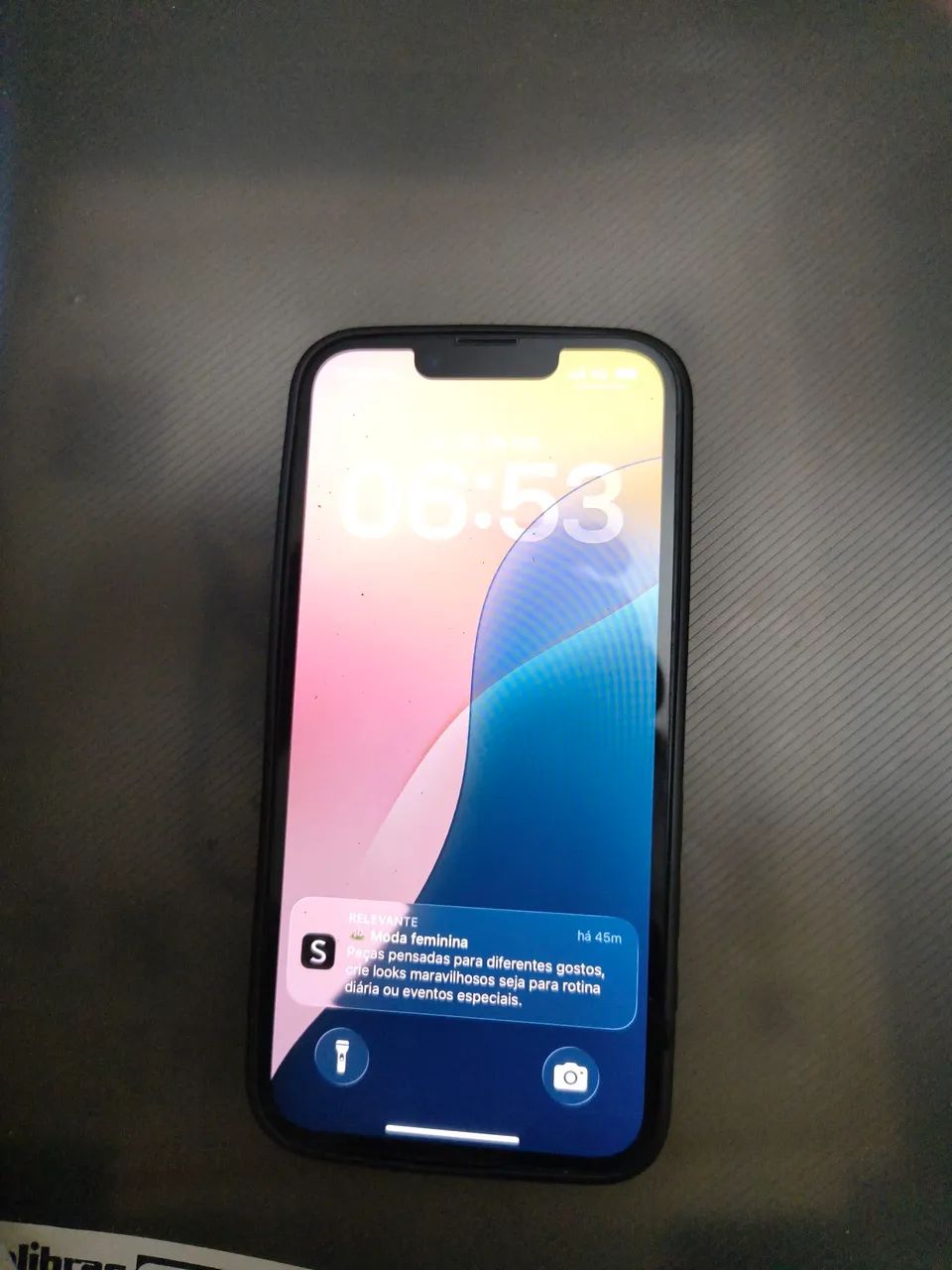 iPhone 16e 6 meses de uso com nota