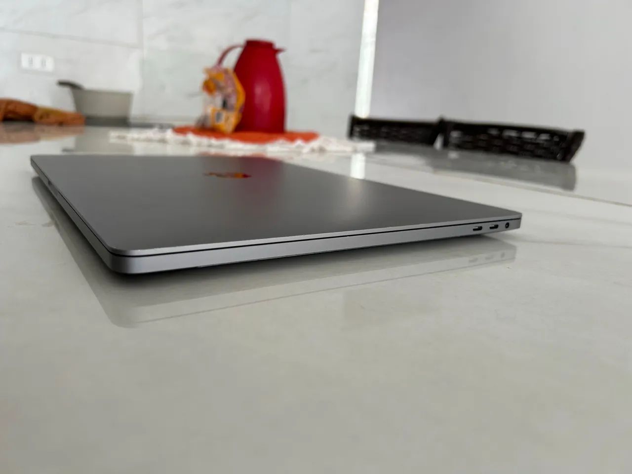 MacBook Pro 16? 2019 | i7 | Retina | Touch Bar + Touch ID