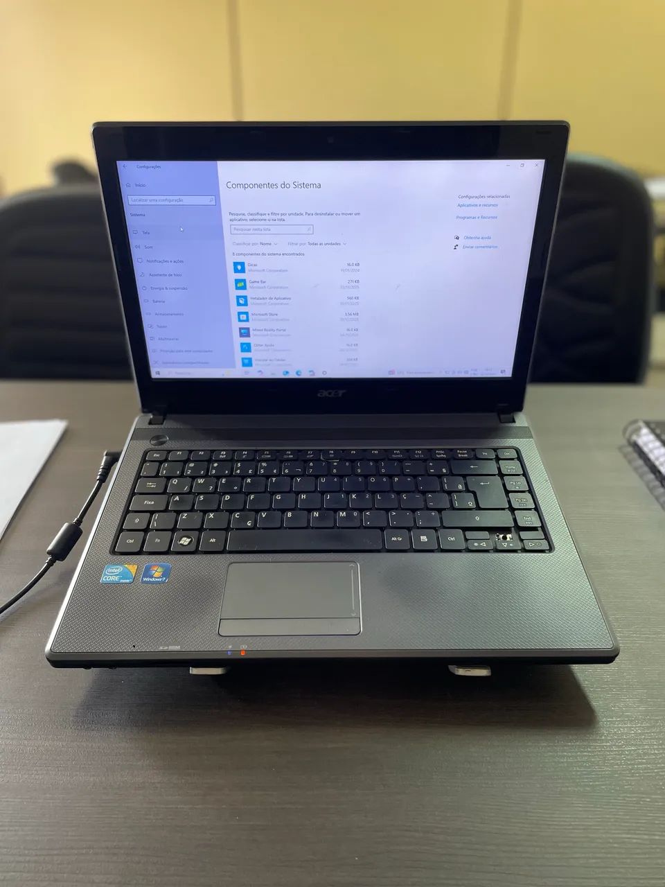 Notebook Acer impecável 