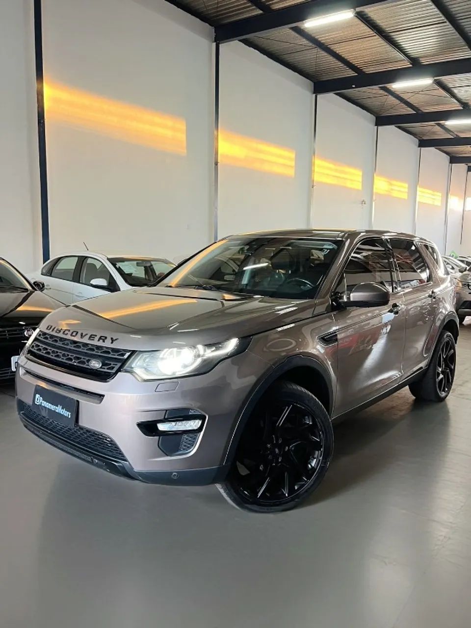 Land Rover Discovery Sport 2015