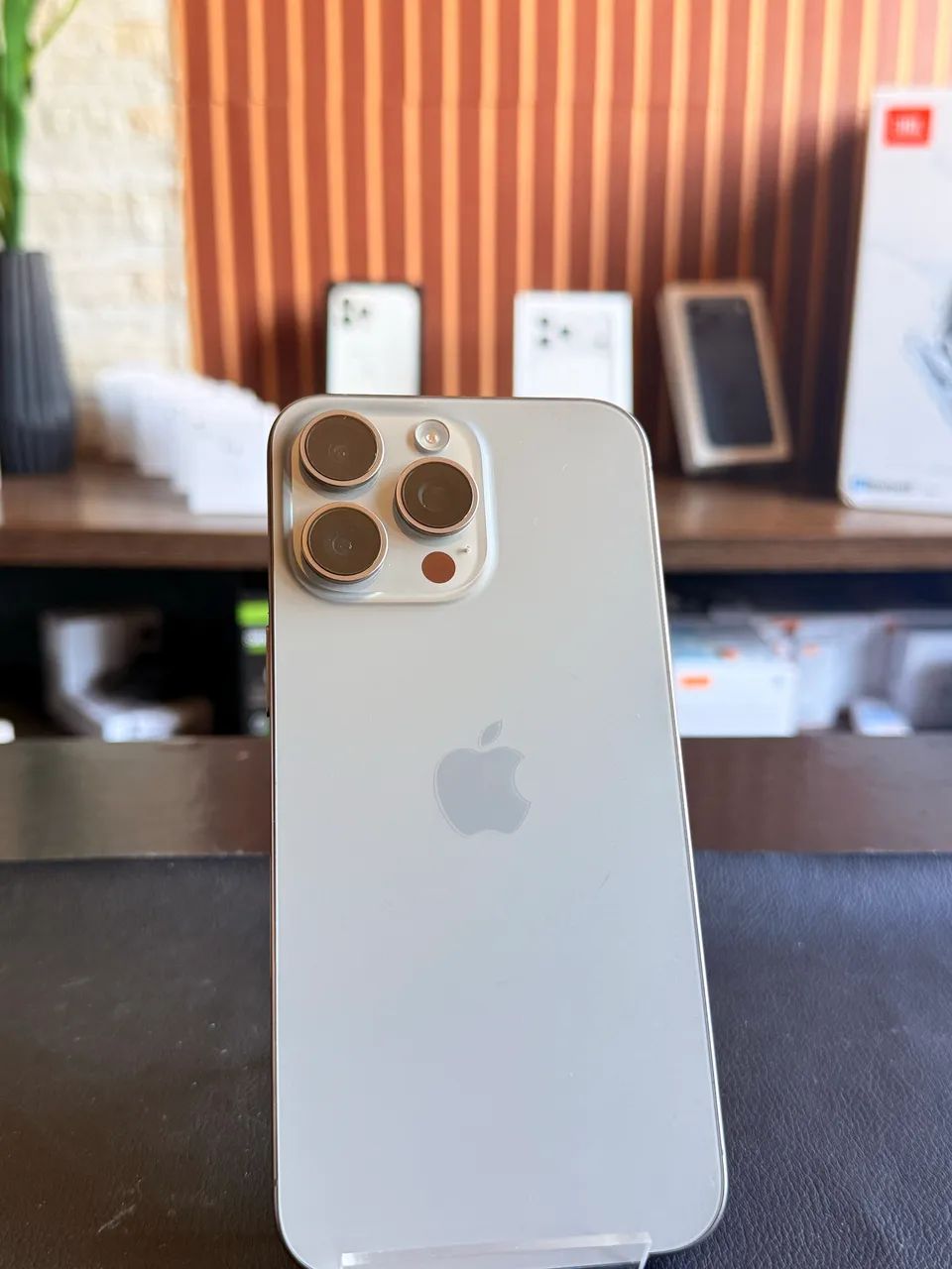 iPhone 15 pro Max  - Foto 2