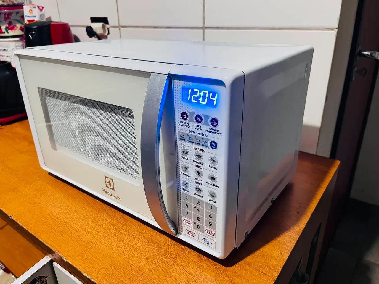 Microondas Electrolux 20l, entrega grátis  - Foto 2