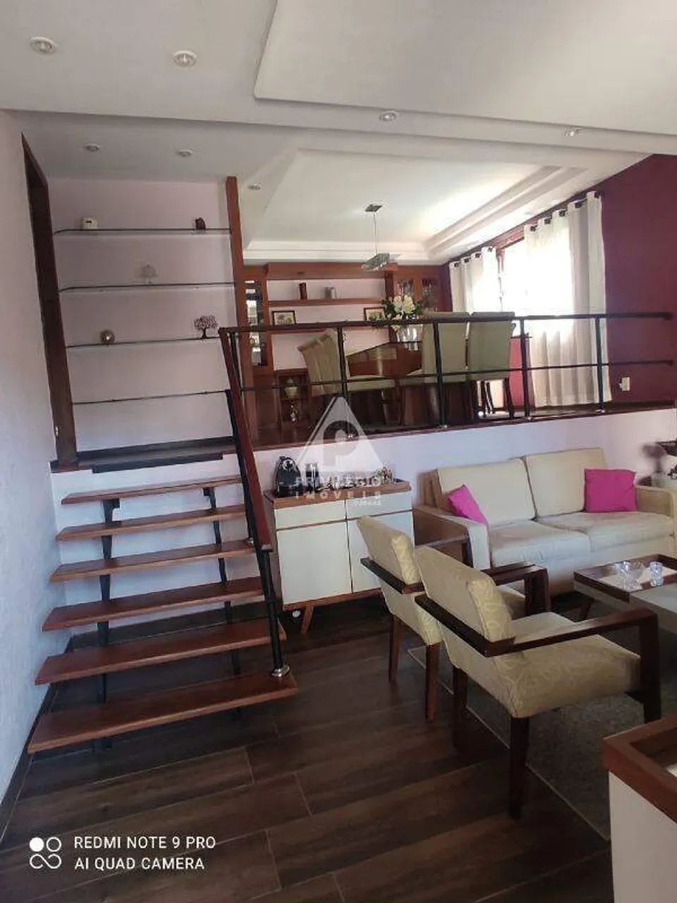 Casa com piscina em Condomínio fechado